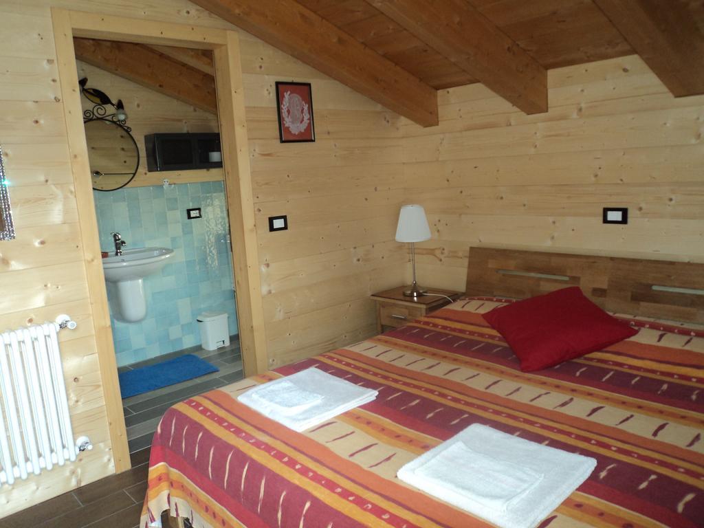 Chalet Trentino Bed and Breakfast Fiavè Rum bild